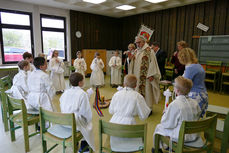 1. Heilige Kommunion in St. Crescentius (Foto: Karl-Franz Thiede)